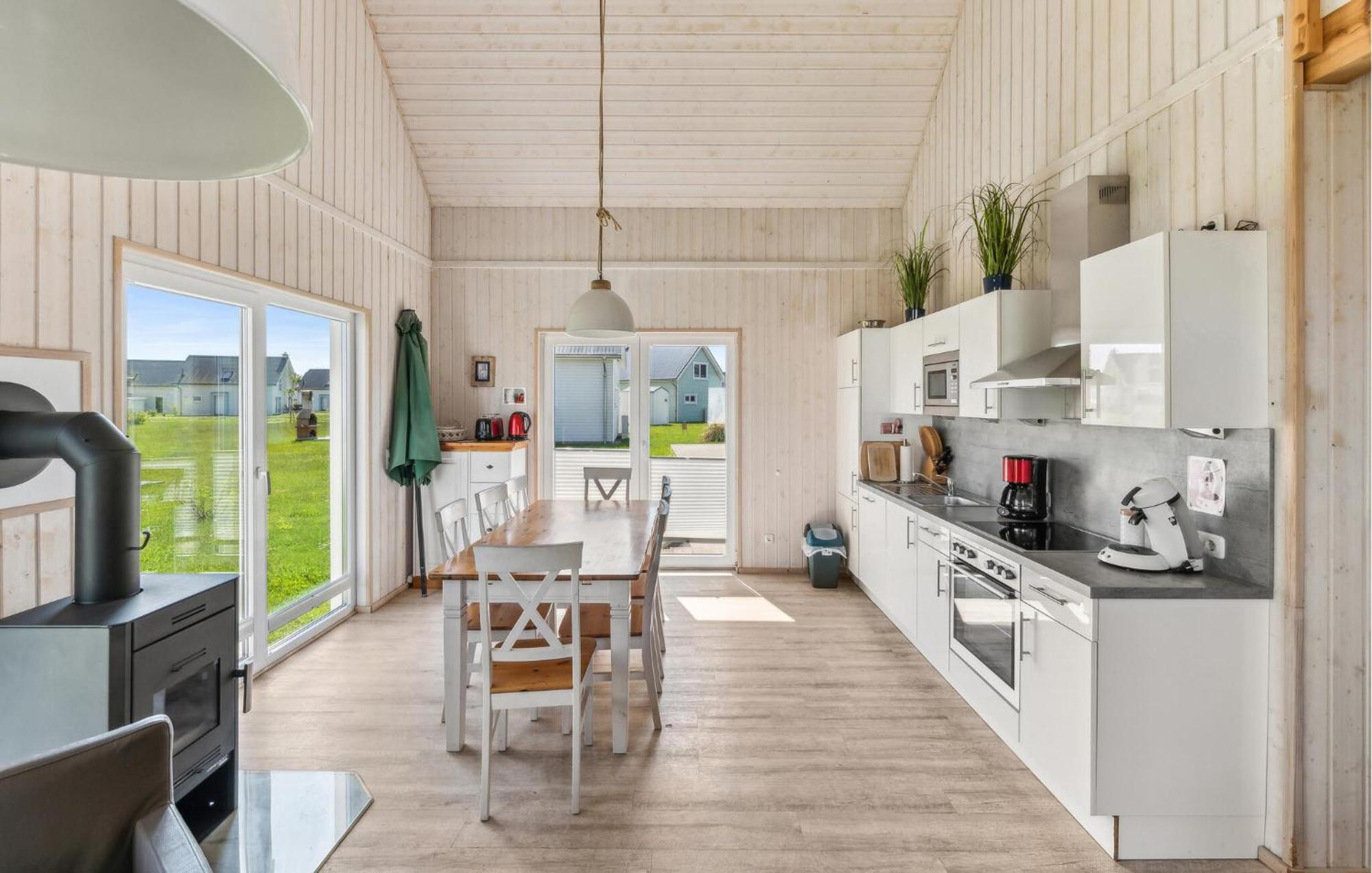 Beach Front Home In Ostseeresort Olpenæs Eksteriør billede